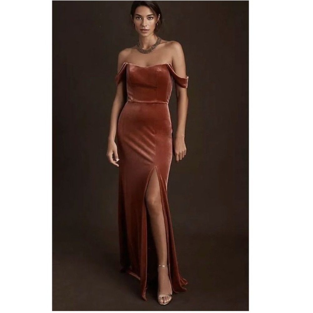 Jenny‎ Yoo Collection Issa Stretch Velvet Off Shoulder Gown  English Rose Size 2
